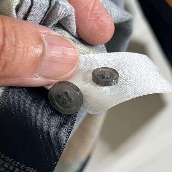 $228 John Varvatos Rodney Long Sleeve Buttondown Cotton Floral Shirt size M NWT - Picture 11 of 12